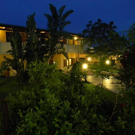 Relais Fenicottero Rosa Летний дом