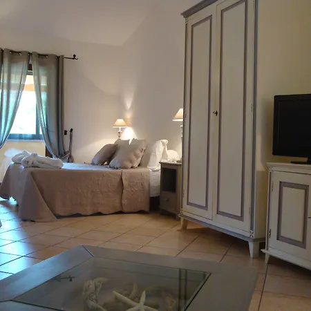 Relais Fenicottero Rosa Landsted Porto San Paolo (Sardinia)