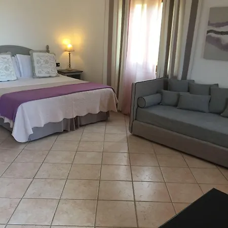 Relais Fenicottero Rosa * Porto San Paolo (Sardinia)