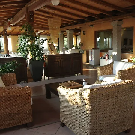 Landsted Relais Fenicottero Rosa Porto San Paolo (Sardinia)