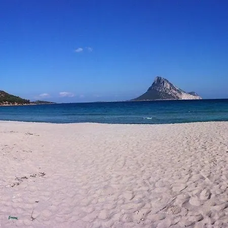 Relais Fenicottero Rosa Porto San Paolo (Sardinia)