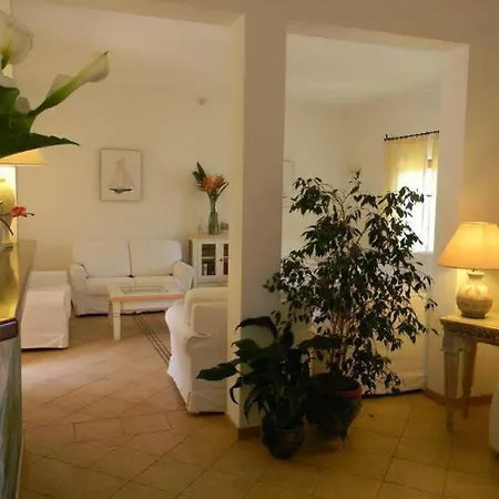 Relais Fenicottero Rosa Landhaus